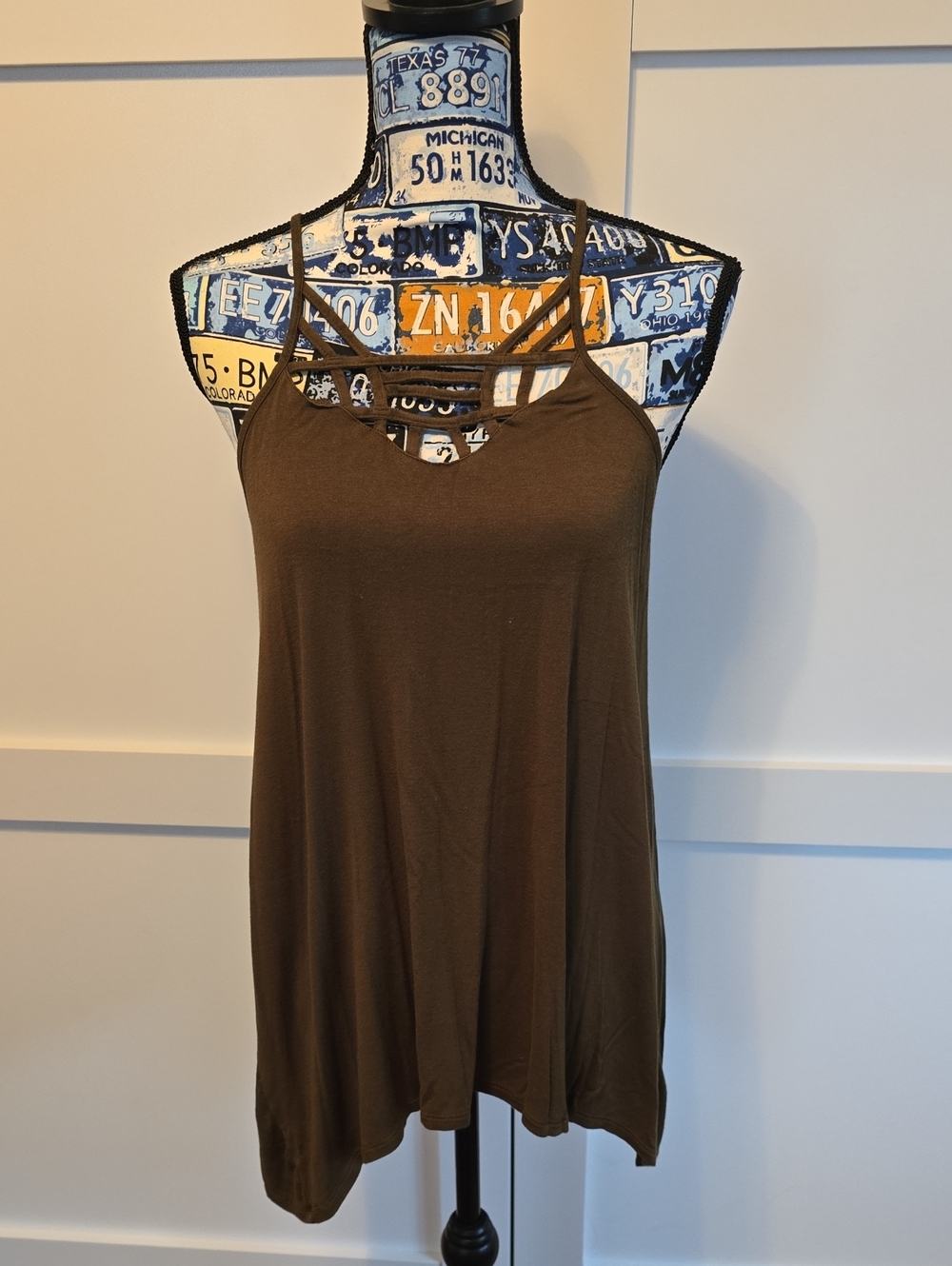 Women's Green Strappy Camisole Tank Top